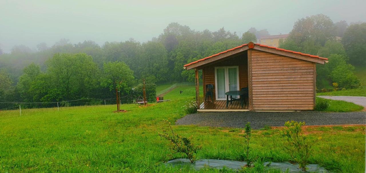 Les Chalets D Hermine Montredon-Labessonnié Exterior photo