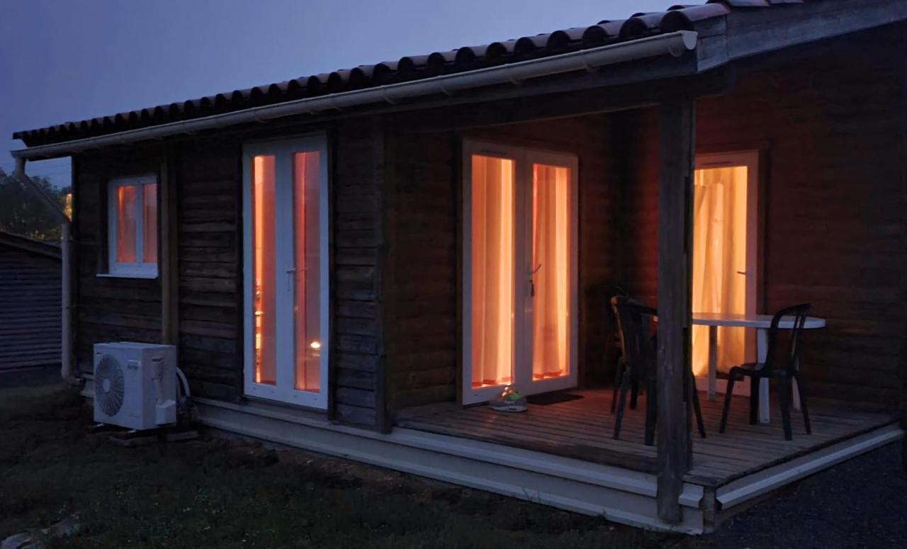 Les Chalets D Hermine Montredon-Labessonnié Exterior photo
